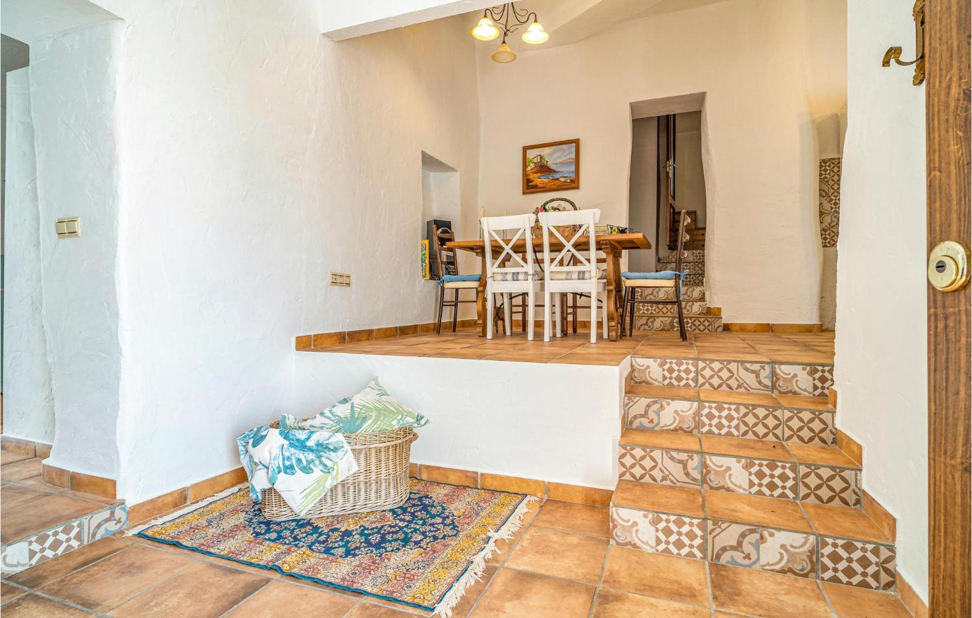 Gorgeous Home In Cajiz With Wifi Cajis Luaran gambar