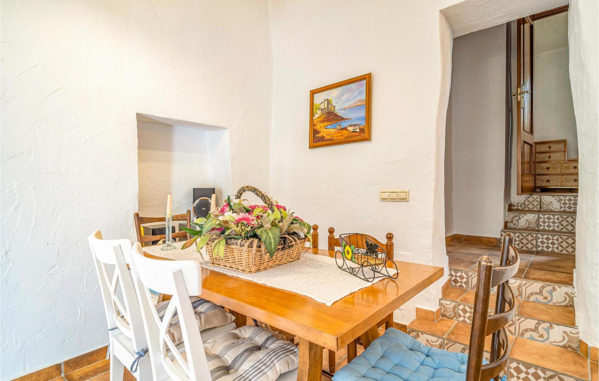 Gorgeous Home In Cajiz With Wifi Cajis Luaran gambar
