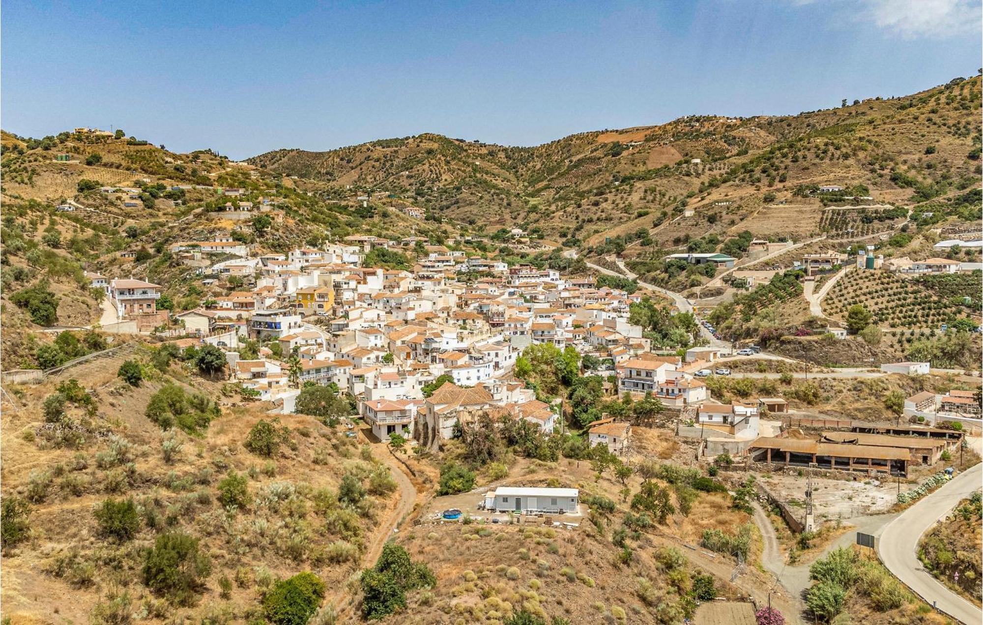 Gorgeous Home In Cajiz With Wifi Cajis Luaran gambar